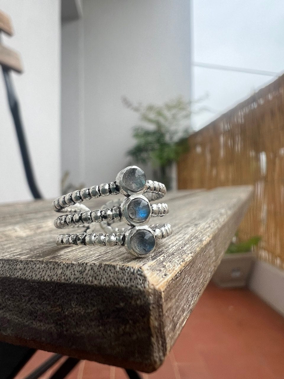 Anello Multi-Fascia Minimalista con Pietre Naturali – Finitura Argento 925 – Regolabile