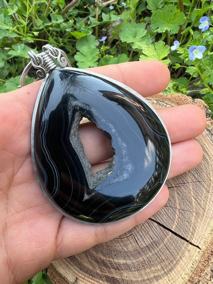 Collana di Onice Druzy con portale cristallizzato naturale - Geode di Onice