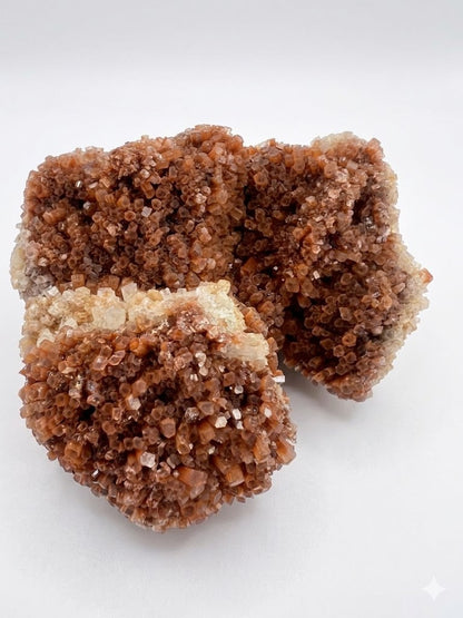 Splendido Cluster di Aragonite Bruna a Crescita Esagonale – 258g