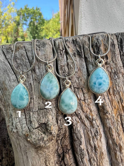 Collana "Oceano di Larimar" – Un frammento di mare al tuo collo