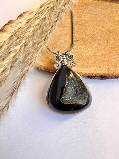 Colla Goccia di Onice Druzy con cristallizzazione interna naturale - Geode di Onice