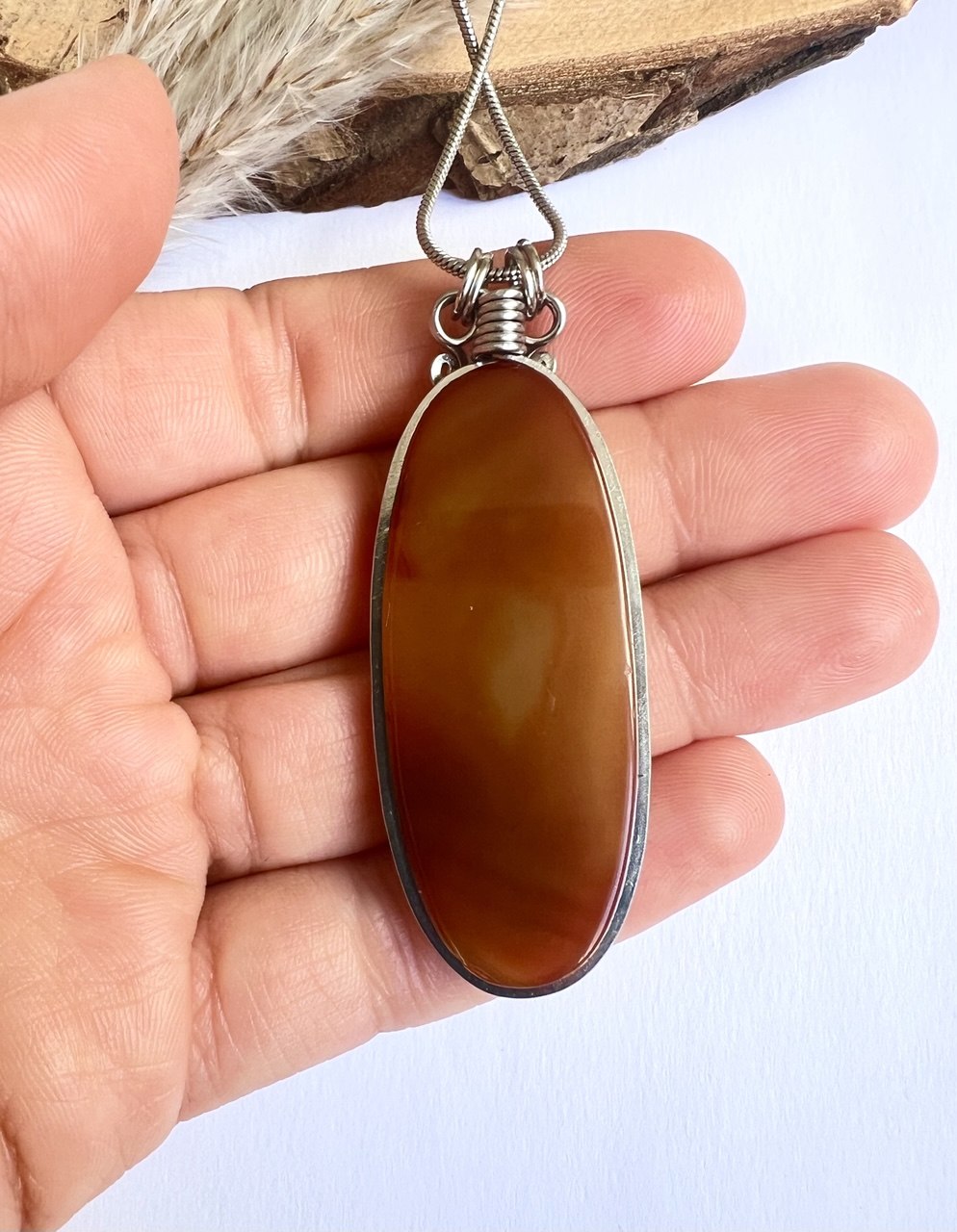 Collana con Agata Corniola con cristallizzazione interna - Geode di Corniola