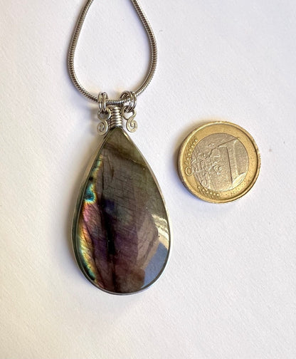 Collana con Labradorite viola a goccia