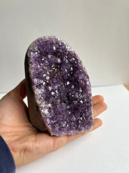 Drusa di Ametista Brasiliana – Cristalli di Qualità Superiore (689 g)