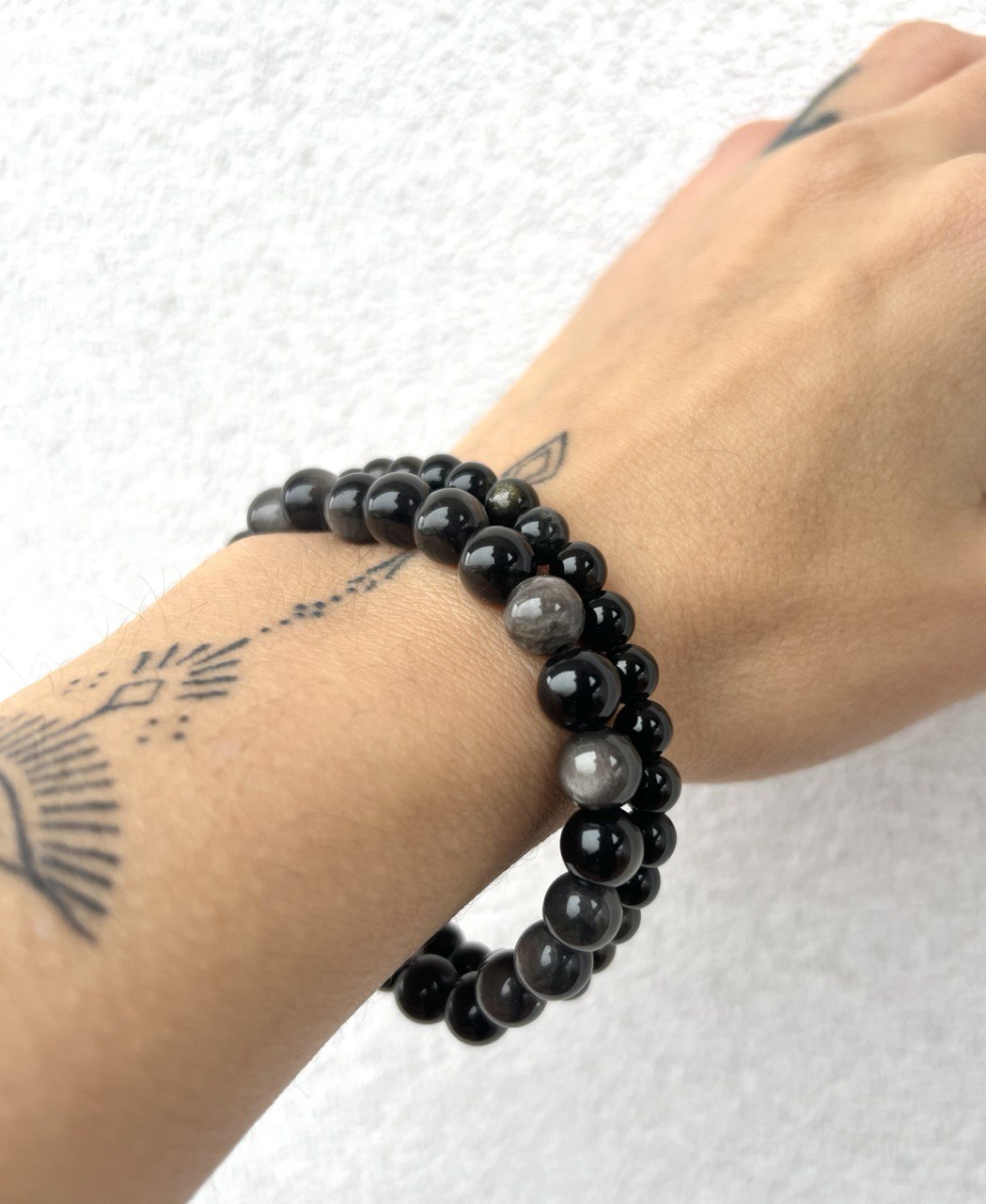 Bracciali di Ossidiana a Sfere: Eleganza in Diverse Misure