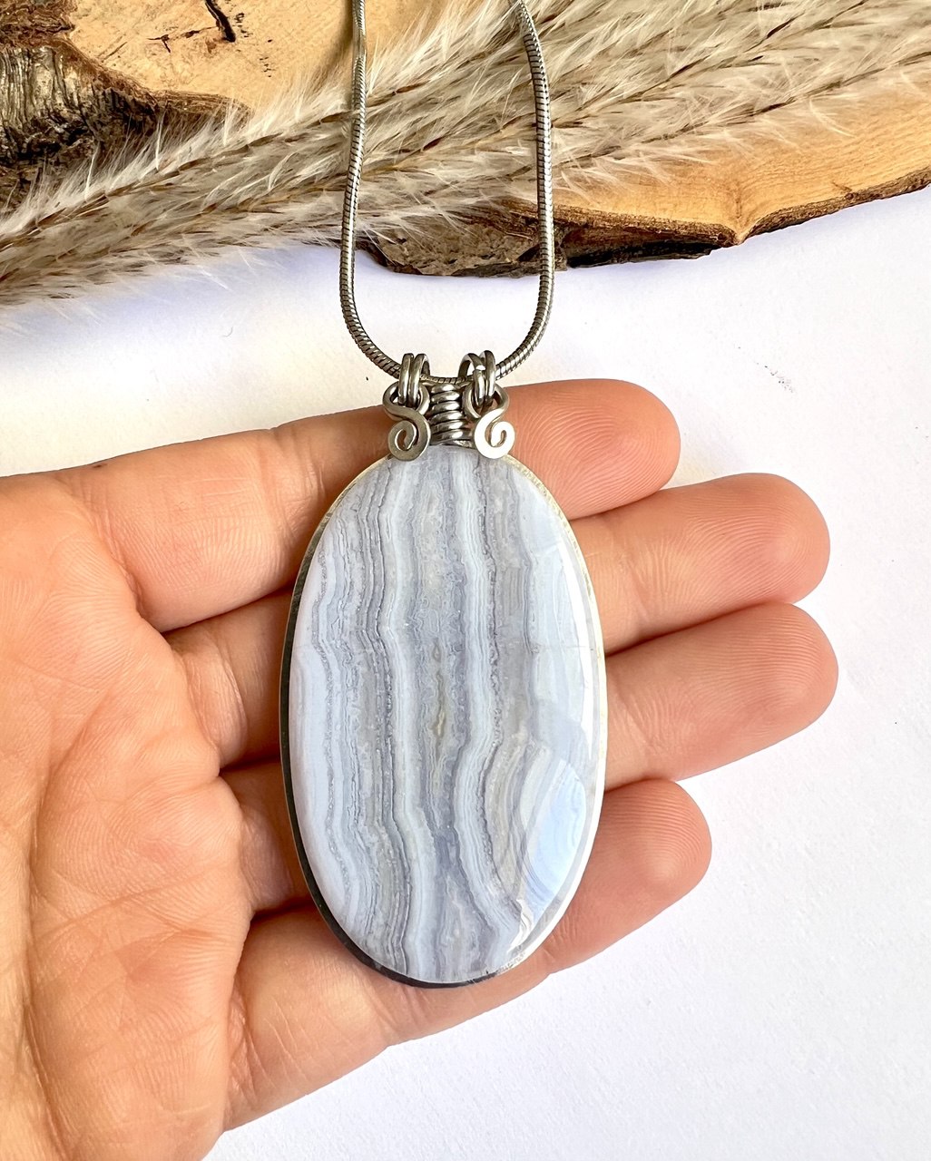 Collana in Calcedonio naturale - Velature di  Cielo