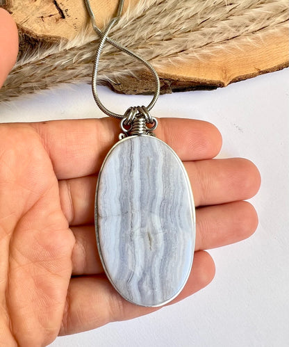 Collana in Calcedonio naturale - Velature di  Cielo