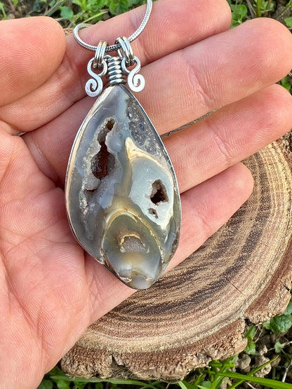 Collana con conchiglia naturale fossile cristallizzata - Amuleto della Sirena