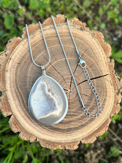 Collana di Agata Druzy ✨ Anima Lucente – Gioiello Artigianale in Acciaio inox
