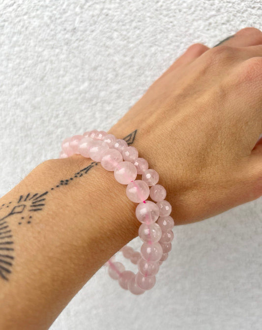 Bracciale di Quarzo Rosa a Sfere: Eleganza in Diverse Misure