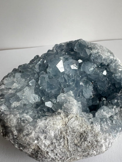 Geode di Celestina  – Cristalli Tabulari – 548g