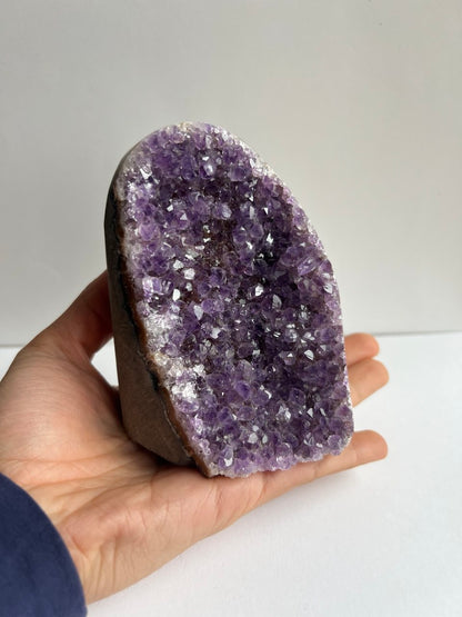 Drusa di Ametista Brasiliana – Cristalli di Qualità Superiore (689 g)