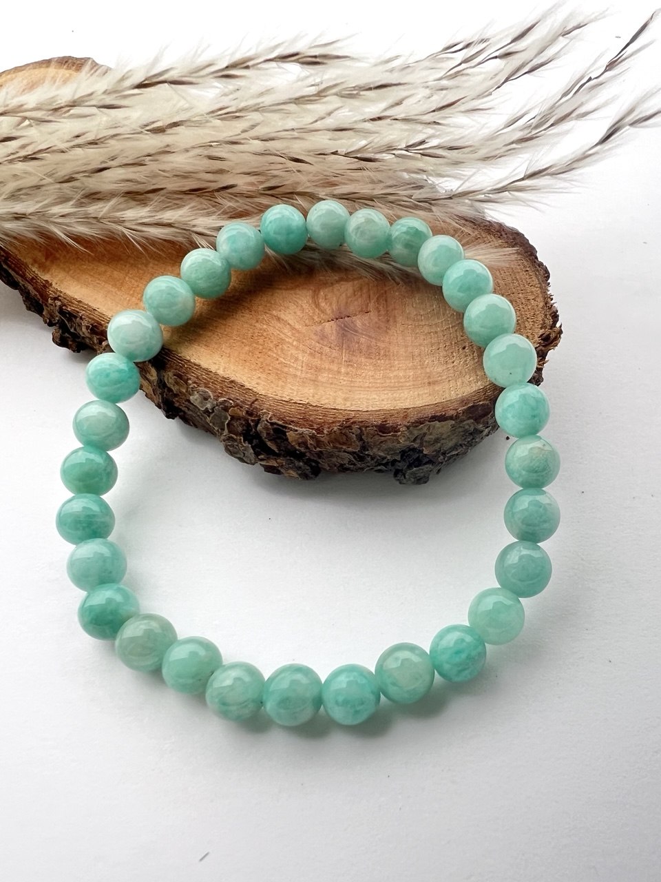 Bracciale di Amazzonite a Sfere: Eleganza in Diverse Misure