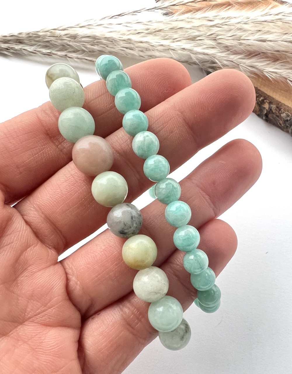Bracciale di Amazzonite a Sfere: Eleganza in Diverse Misure