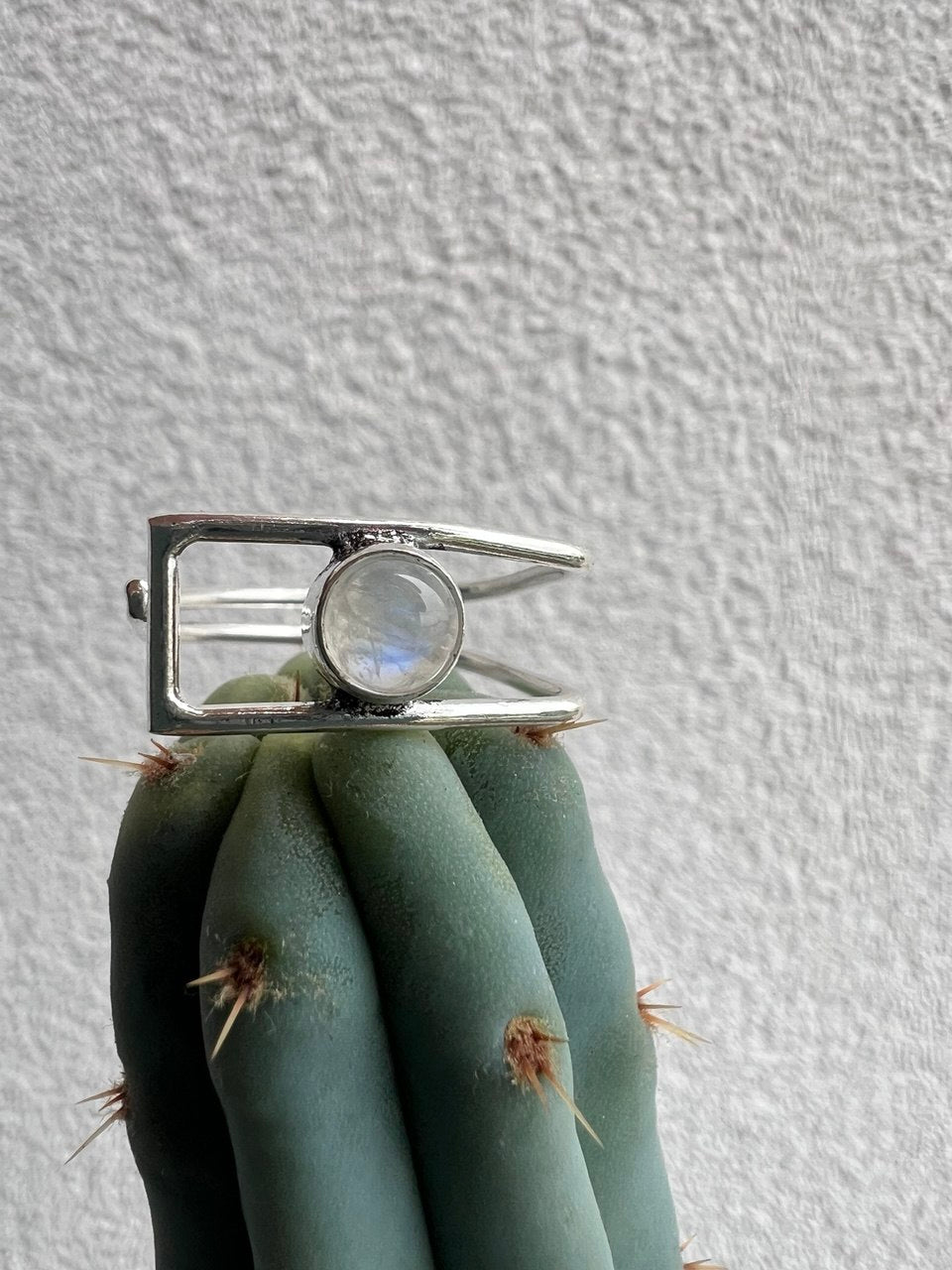 Anello Minimalist con Pietre Naturali – Finitura Argento 925 – Misura Regolabile