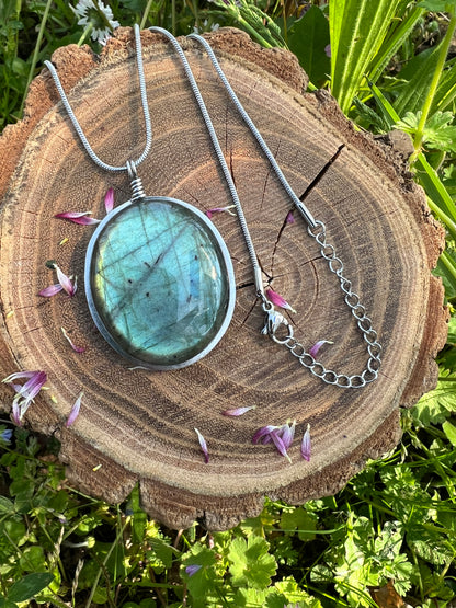Collana in Labradorite verde acqua