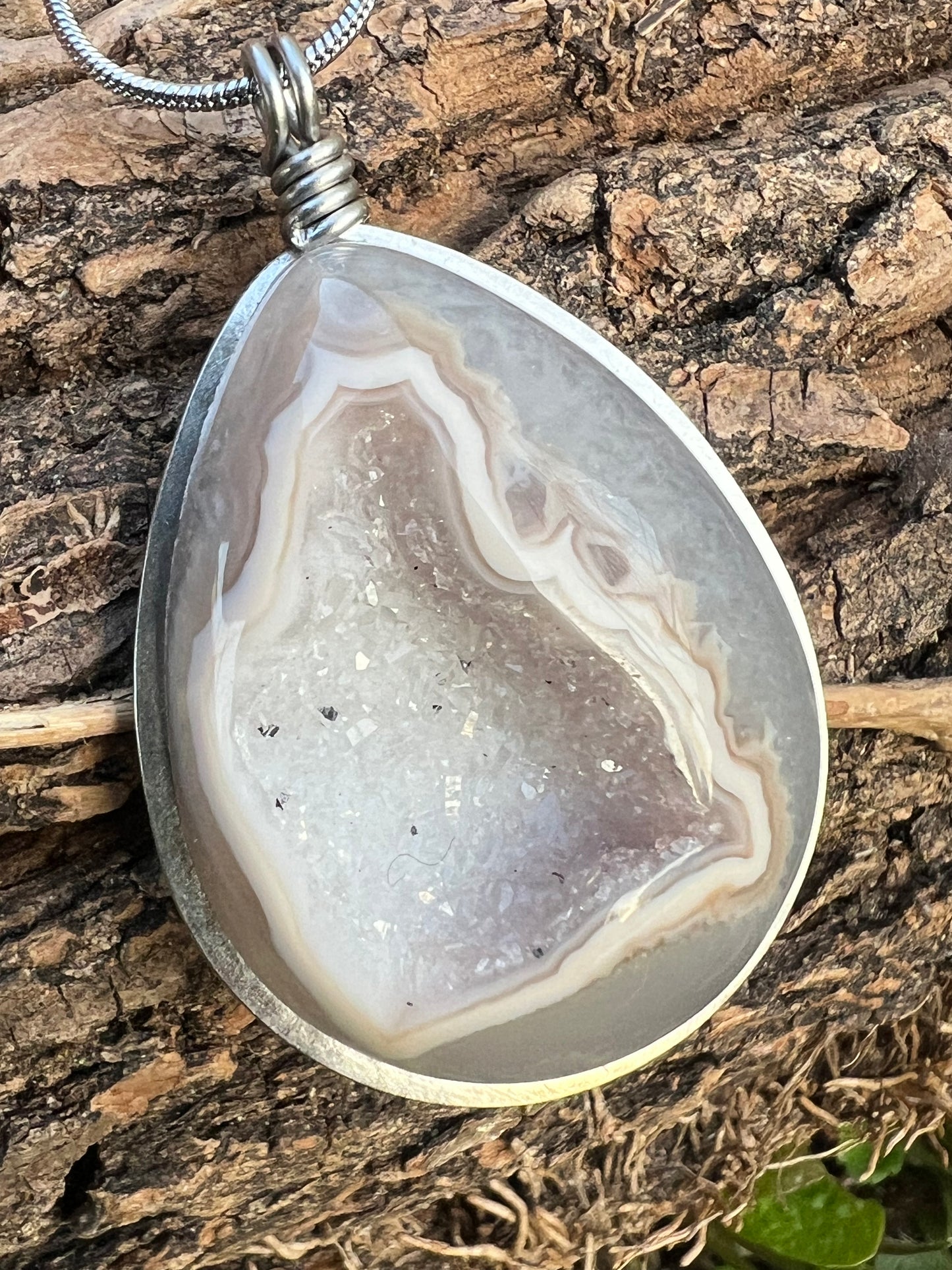 Collana di Agata Druzy ✨ Anima Lucente – Gioiello Artigianale in Acciaio inox