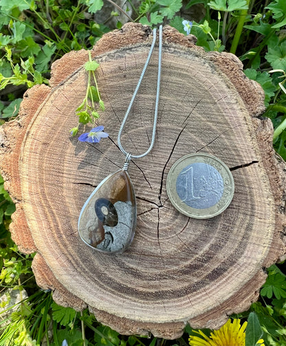 Collana con Agata Turitella fossile dal "Green River Formation" del Wyoming