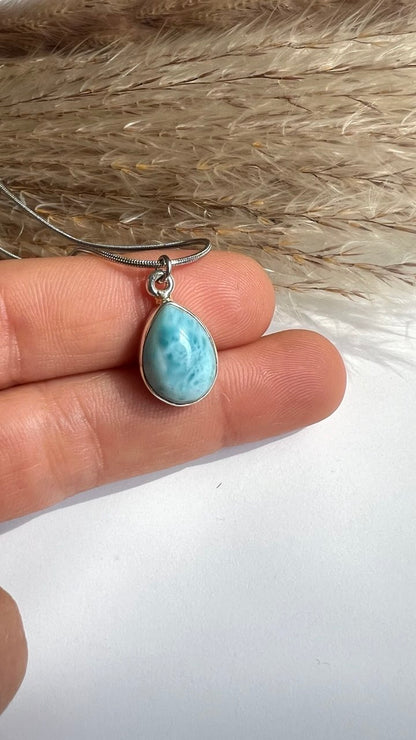 Collana "Oceano di Larimar" – Un frammento di mare al tuo collo