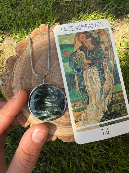 Collana con Serafinite tonda siberiana