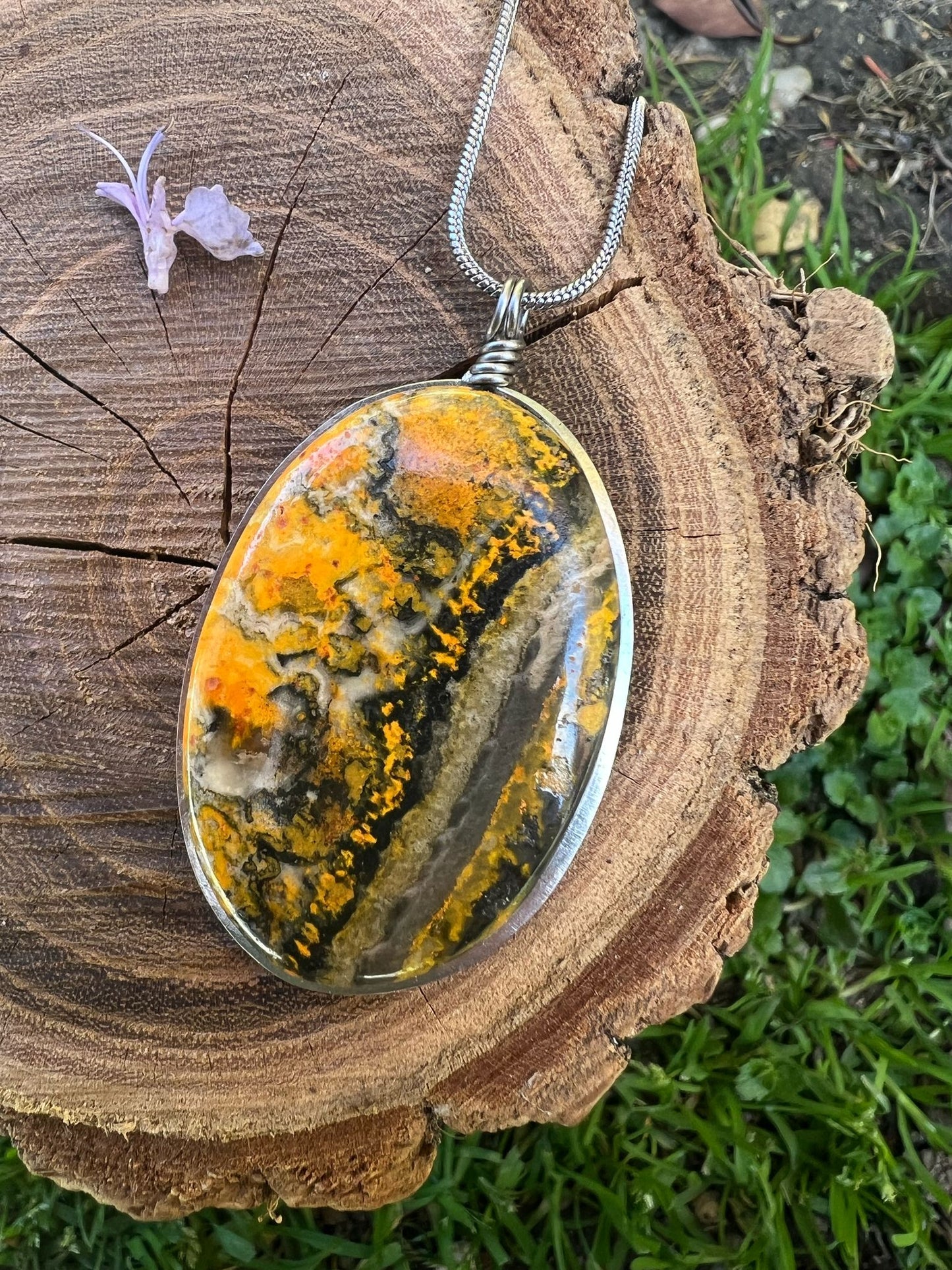 Collana con Diaspro BumbleBee dall' Indonesia - Diaspro Calabrone