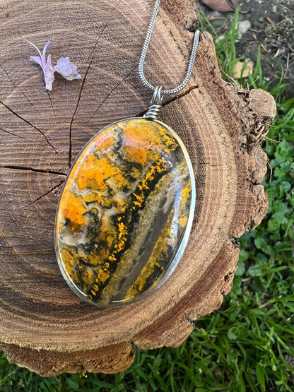 Collana con Diaspro BumbleBee dall' Indonesia - Diaspro Calabrone