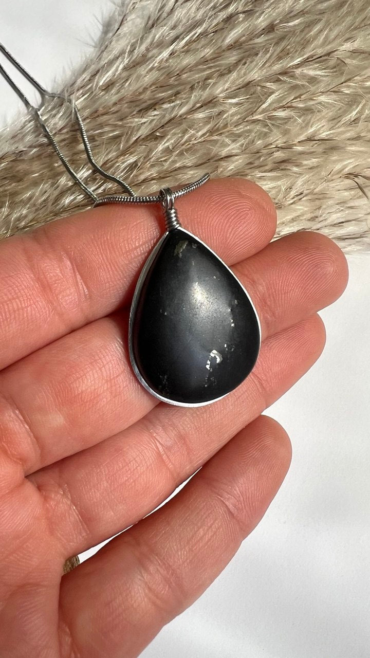 Collana "Equilibrio" in Shungite – Protezione