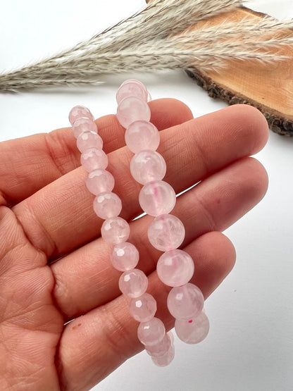 Bracciale di Quarzo Rosa a Sfere: Eleganza in Diverse Misure