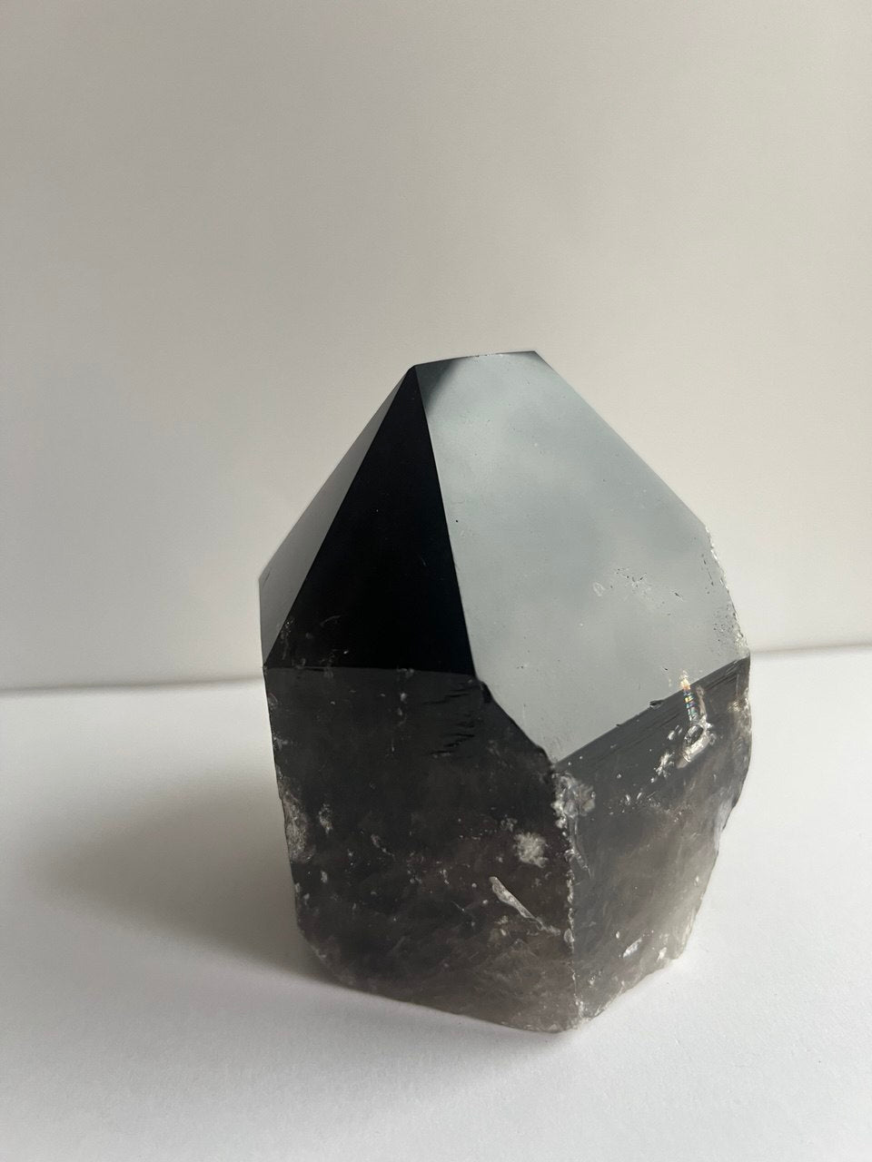Magnifica Punta di Quarzo Fumè – Trasparenza e Solidità – 876g