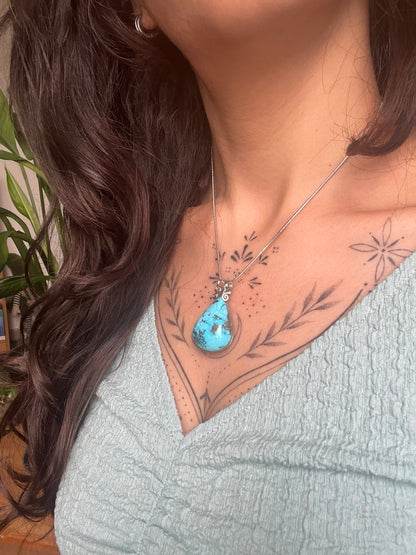 Collana con goccia di Turchese - Turchese naturale con inserzioni di Pirite