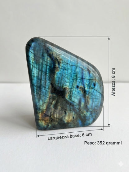 Labradorite Naturale 352g – Riflessi Blu Elettrico