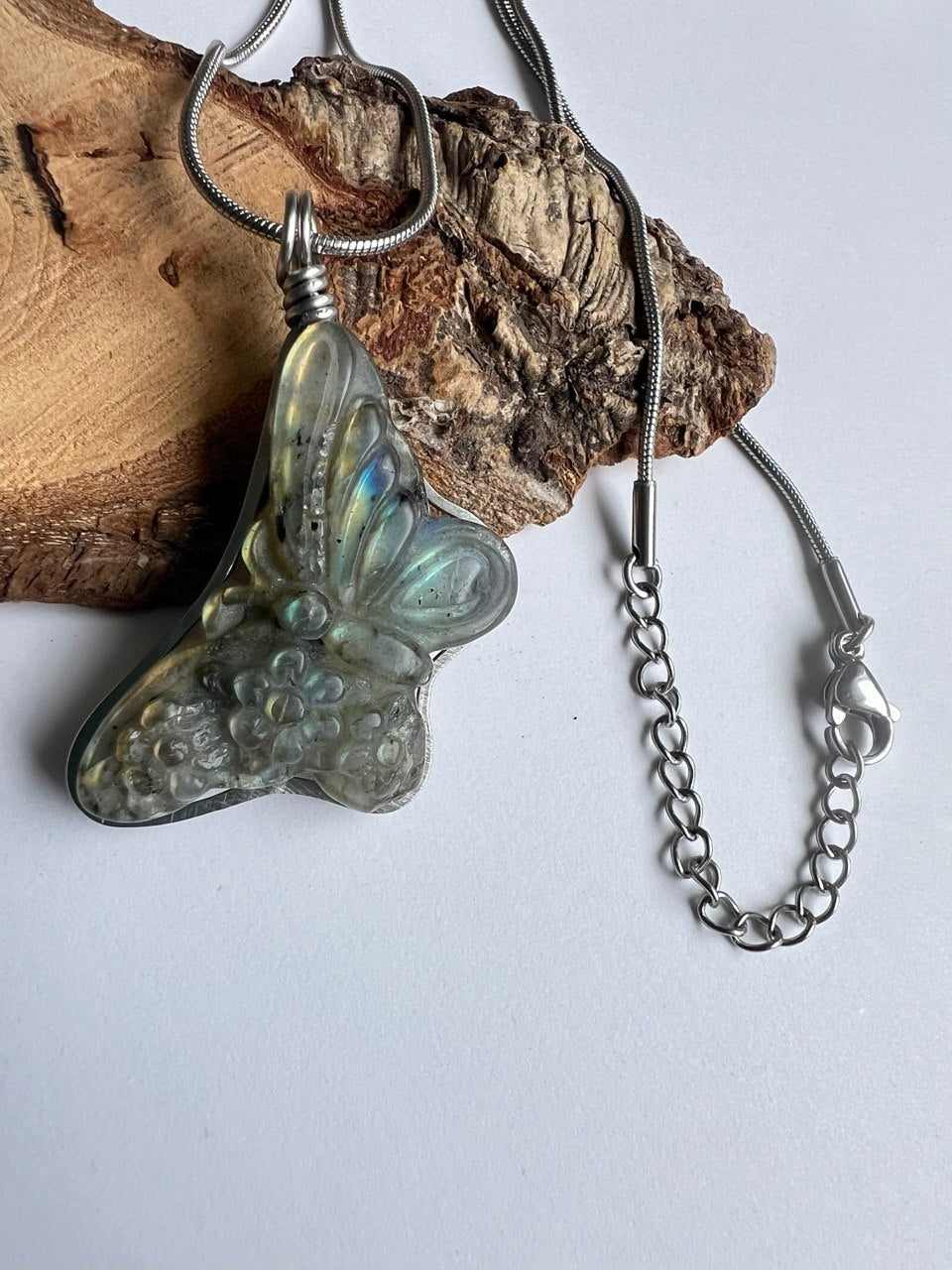 Pendente Farfalla in Labradorite Naturale