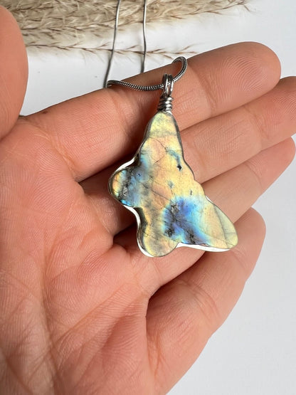 Pendente Farfalla in Labradorite Naturale