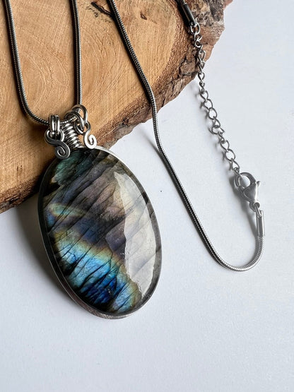 Collana in Labradorite arcobaleno