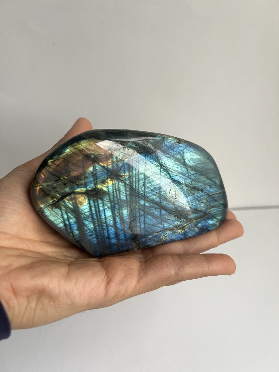 Labradorite naturale  (522 g) Labradorescenza multicolore