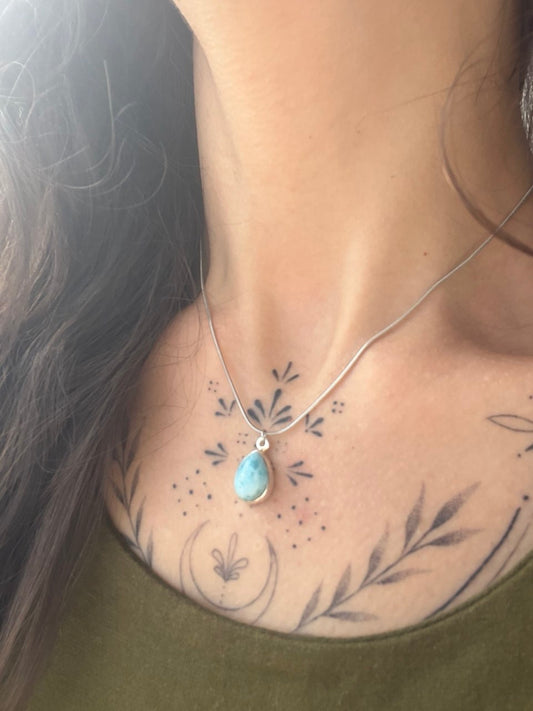 Collana "Oceano di Larimar" – Un frammento di mare al tuo collo