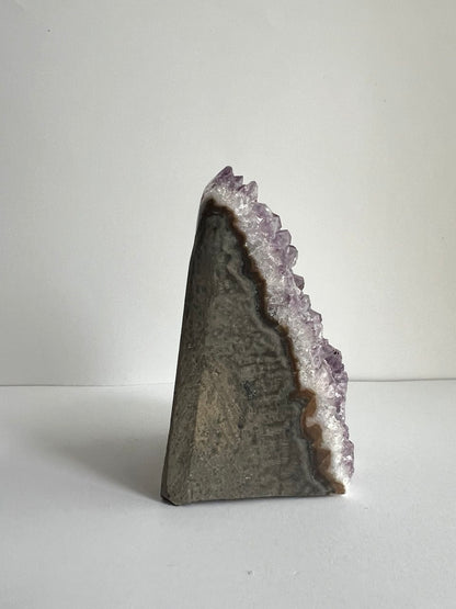 Drusetta di Ametista Naturale - Un Cuore Viola (429 g)