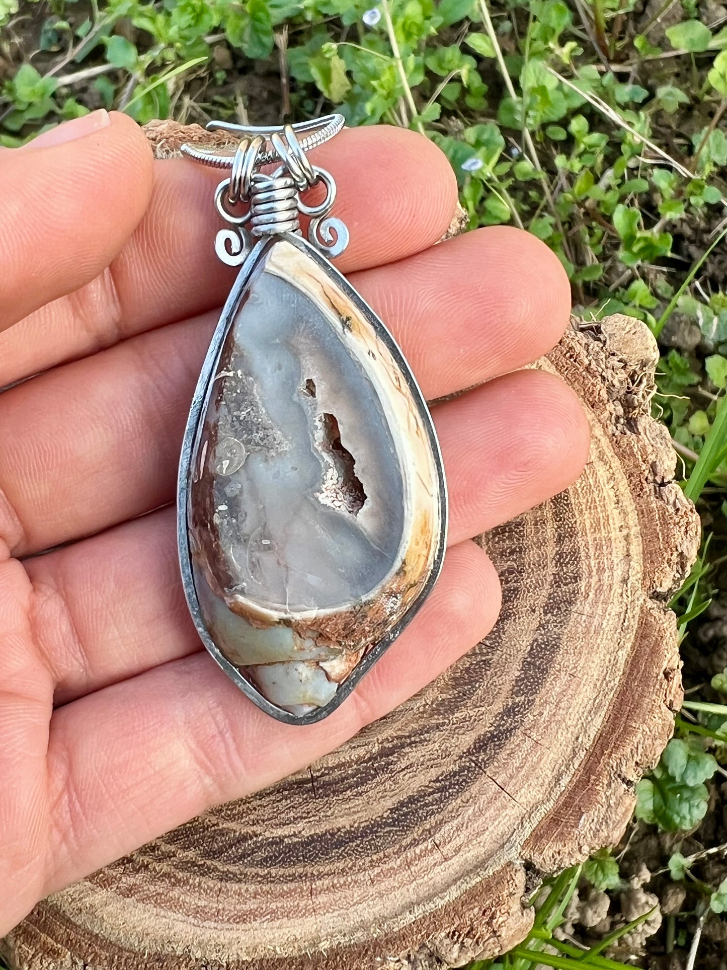 Collana con conchiglia naturale fossile cristallizzata - Amuleto della Sirena