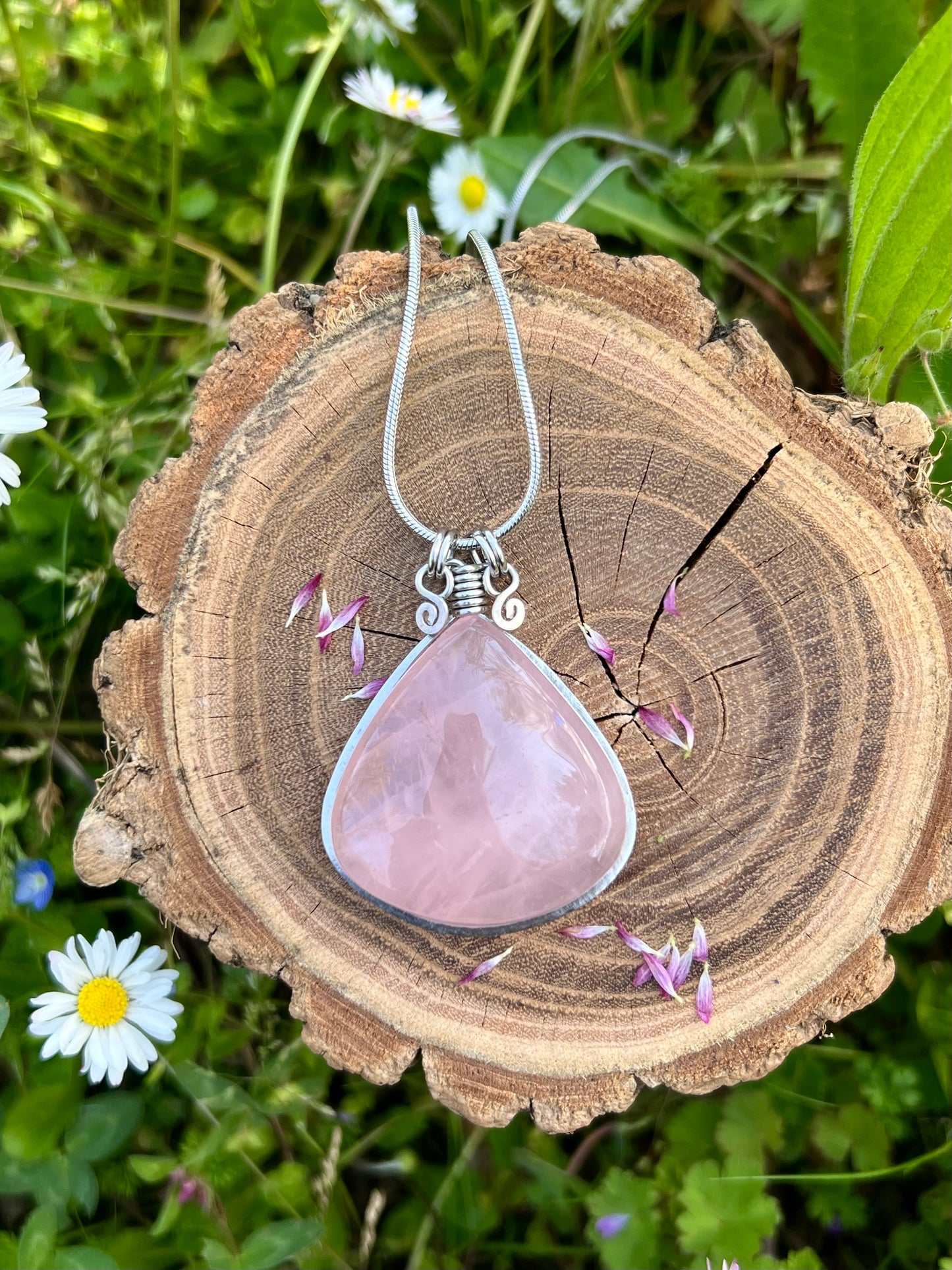 Collana con goccia di Quarzo Rosa naturale