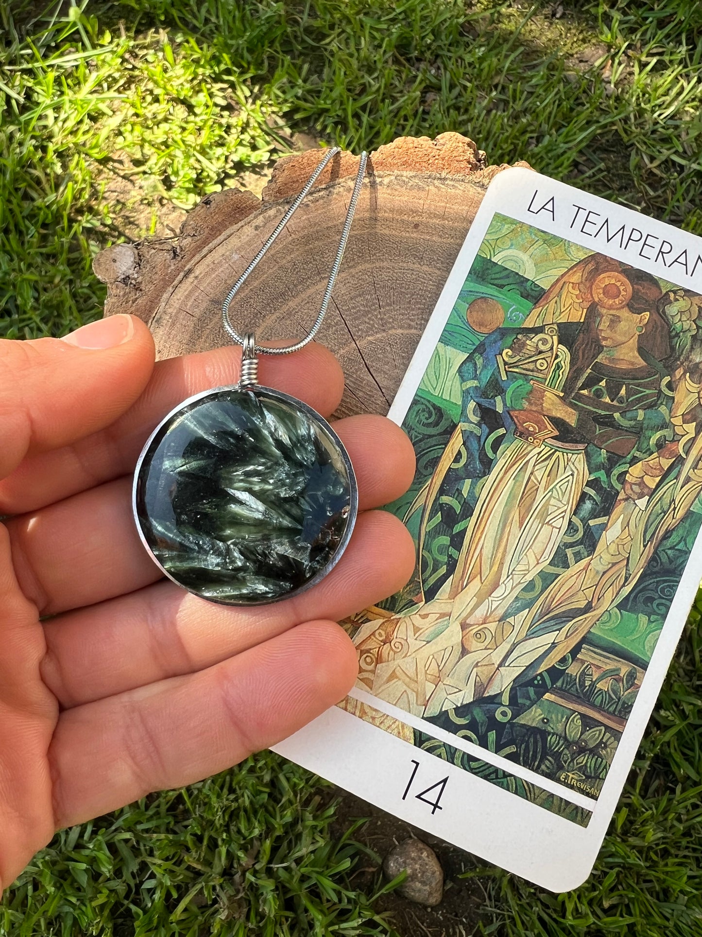 Collana con Serafinite tonda siberiana