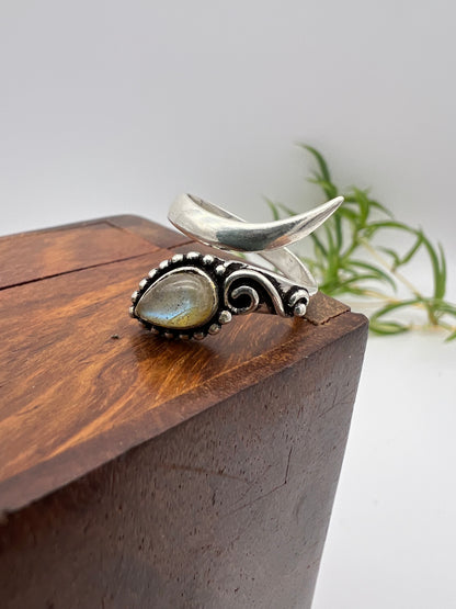 Anello Mystic