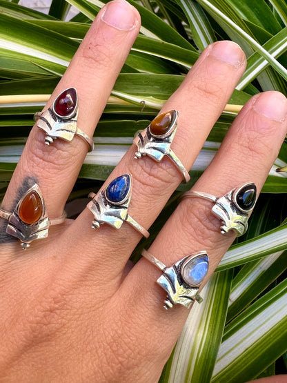 Anello Totem con Pietra Naturale
